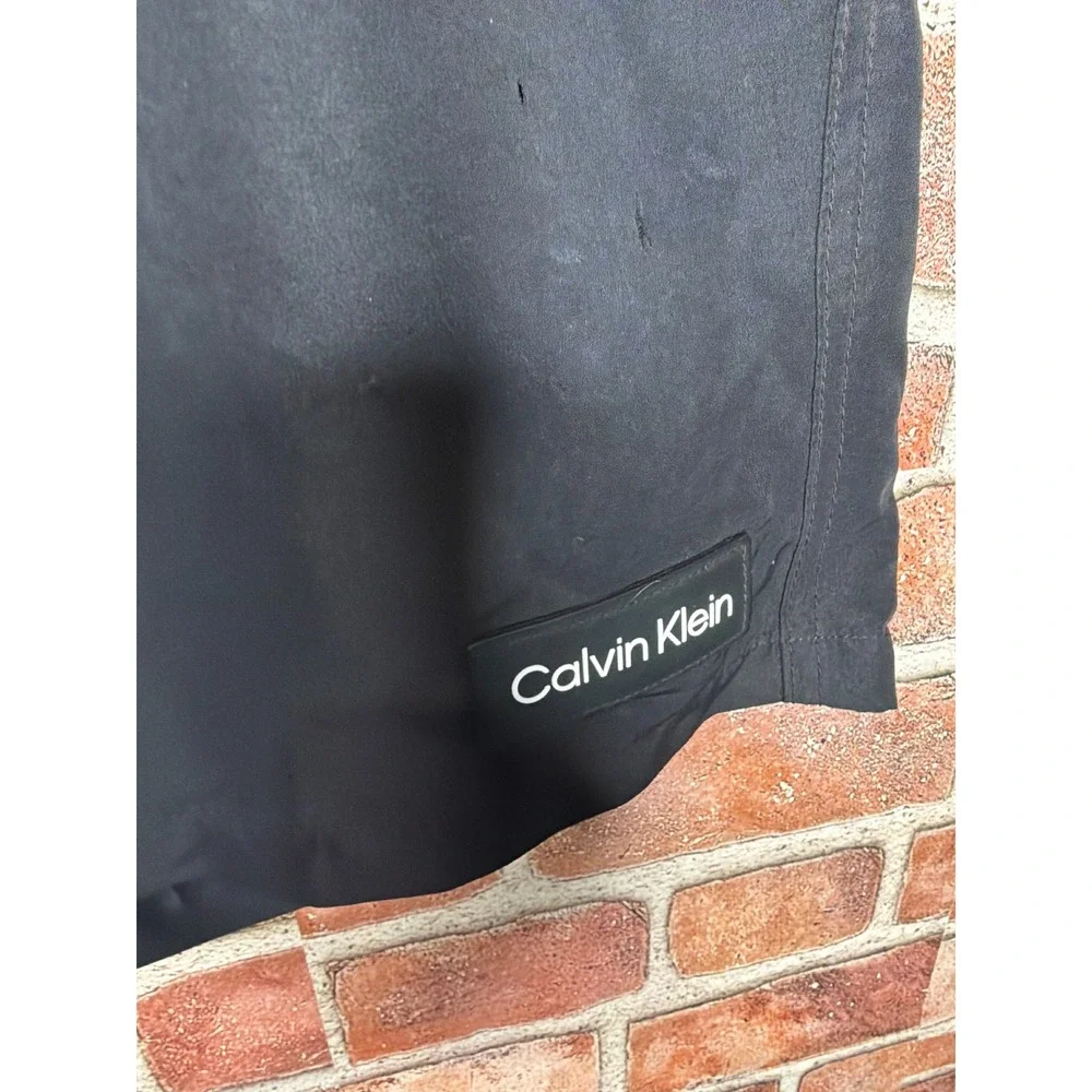 Calvin Klein Mens Black Swim Trunks Mesh Lined‎ Board Shorts Medium Drawstring